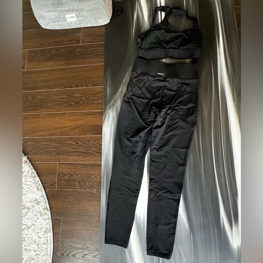 Black Michi Workout Set